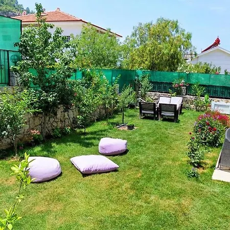 别墅 Villa Sunny Hills Oludeniz 6 Bedrooms Private Pool Villa 费特希耶